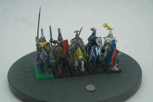 Pre loved bretonnian - pre-loved,
