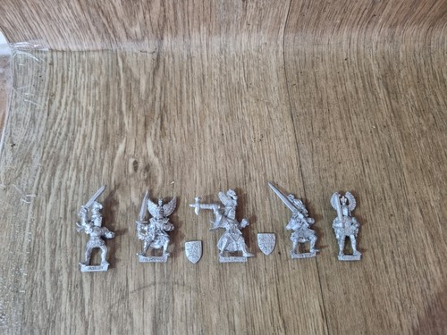 Bretonnian questing knights - bretonnian,